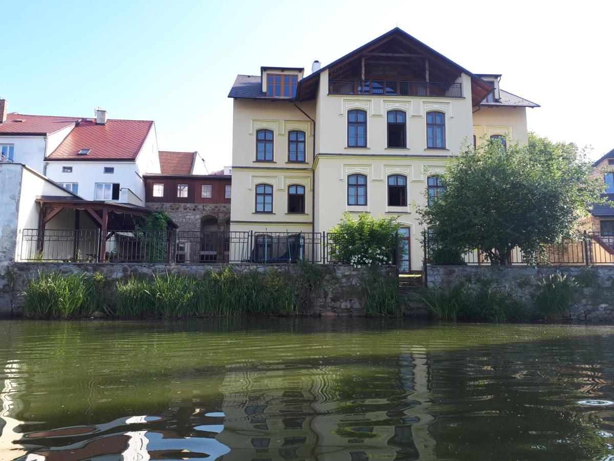 Apartmany Setkova Vila Йиндржихув-Градец Экстерьер фото